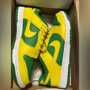 Men dunks Green and Yellow Sneakers worn twice